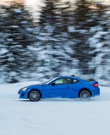 SUBARU-BRZ-lr-25
